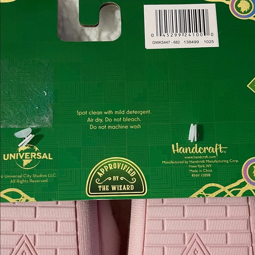 NWT Wicked Kids Scuff Slippers in Pink and Green Size 11/12 Child